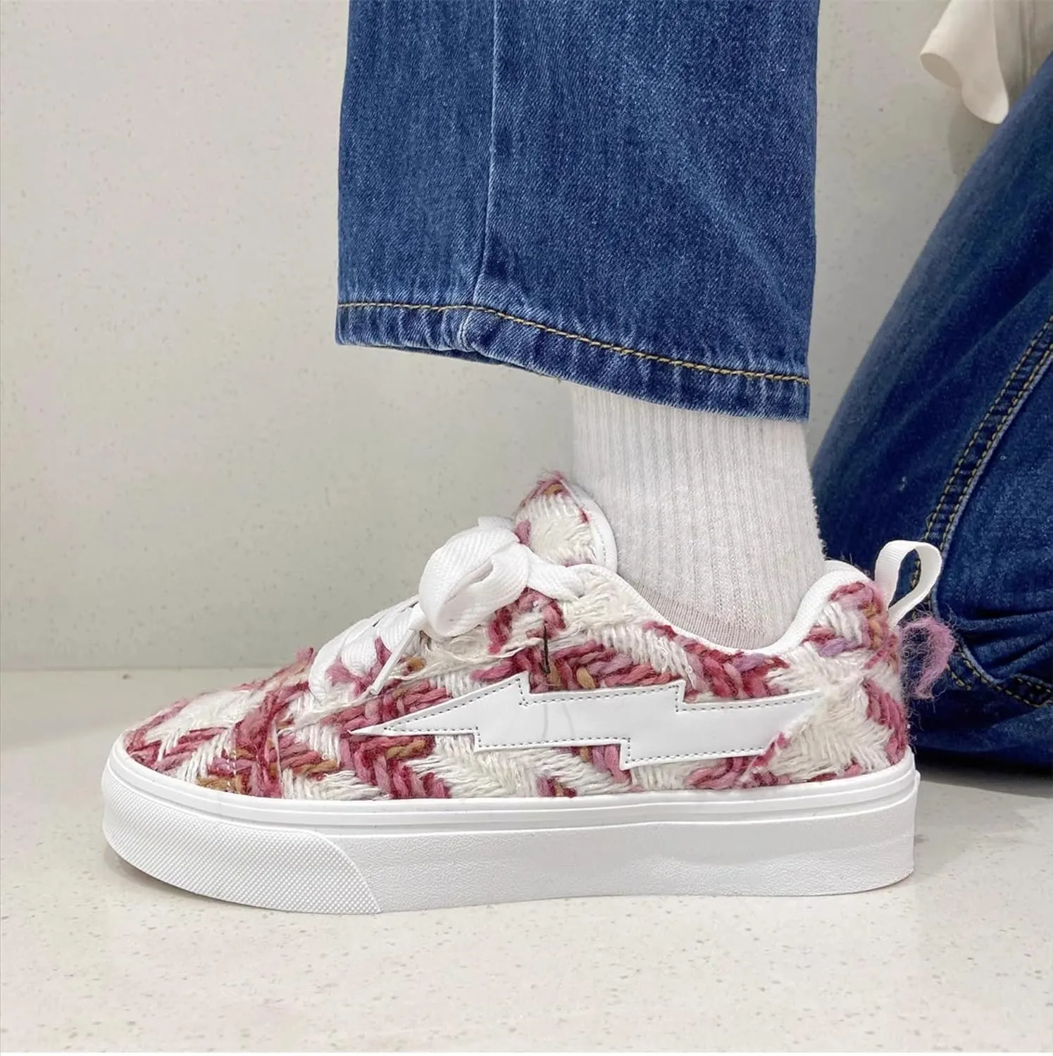 Cute Retro Shoes with Lightning Design Chunky Platform Lace-up Comfy Non Slip Lightweight Softy Casual Skate Sneakers Y2K Kawaii Pretty Trendy Gifts for Women & Girls Summer Streetwear Back to School