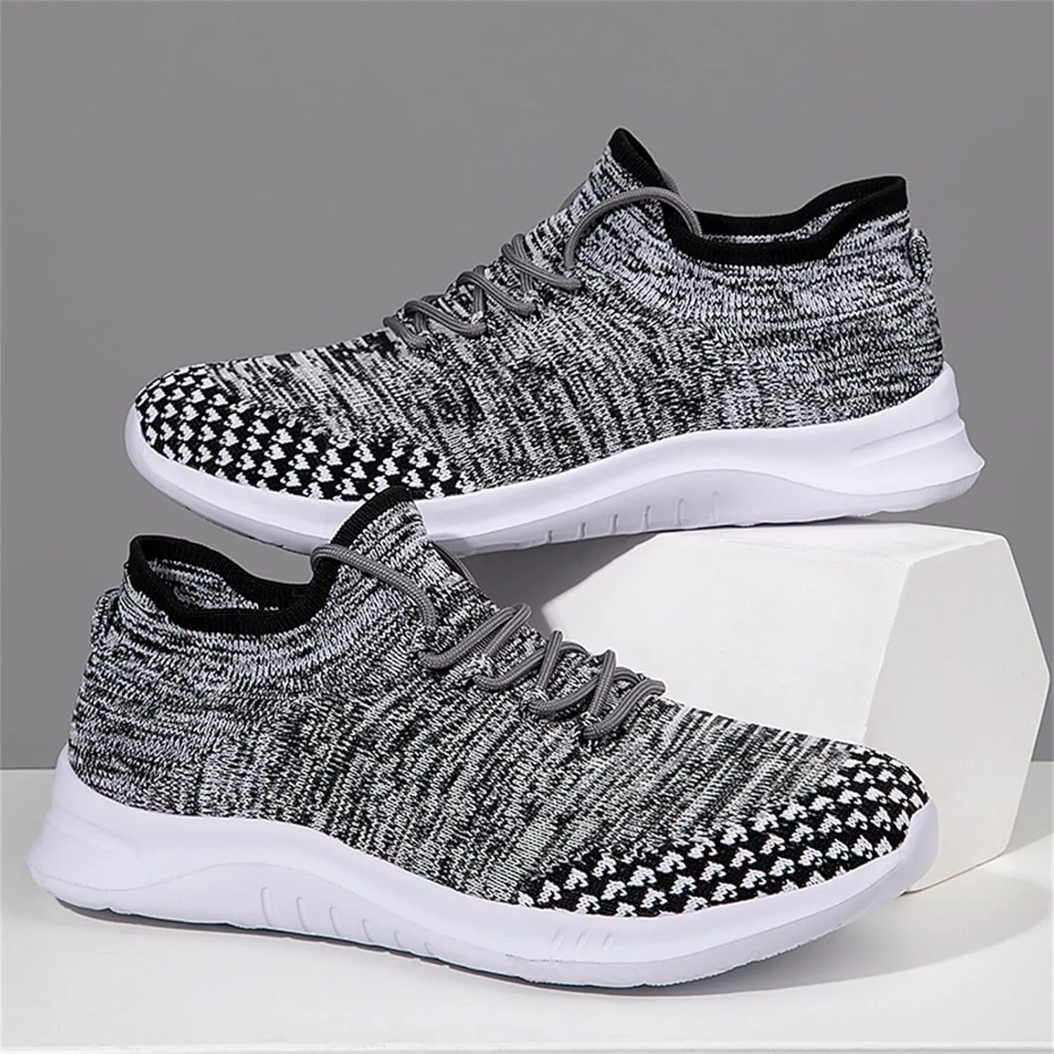 Fashion Spring and Summer Men Sports Shoes Flat Lightweight Mesh Breathable Lace Up Mens Sneaker Shoes Casual