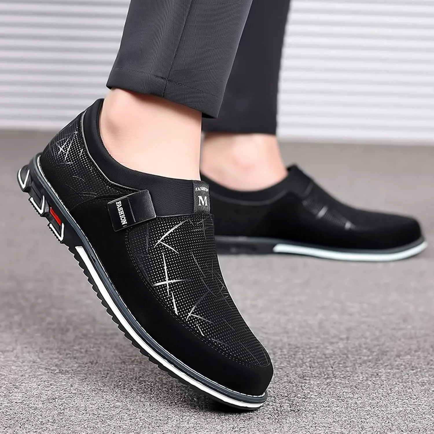 Jogging Walking Sneakers for Men Lightweight Breathable Slip on Running Shoe Men's Lightweight Cushion Sneakers