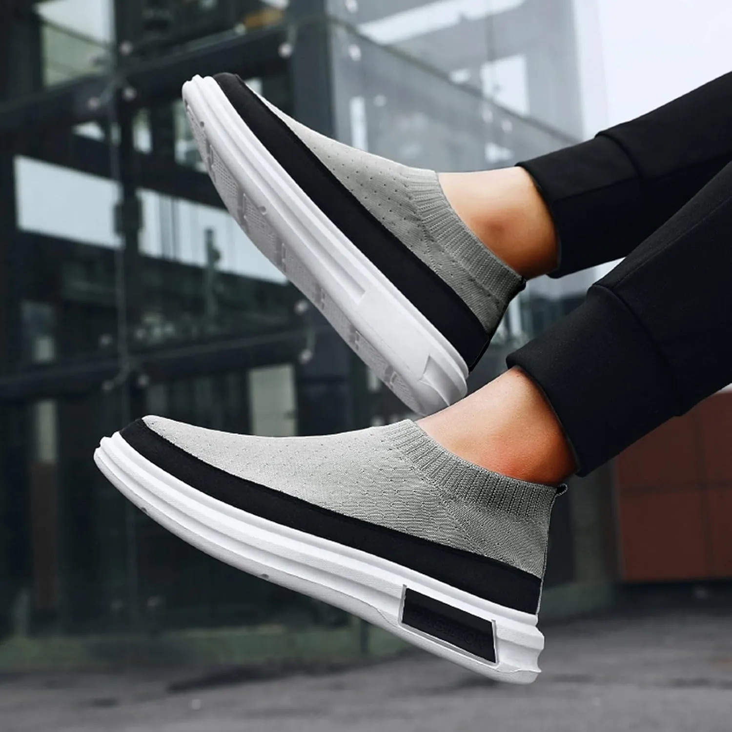 Lightweight Shoes Men Thick Sole Breathable Casual Shoes Breathable Non Slip Cloth Single Casual Fashion