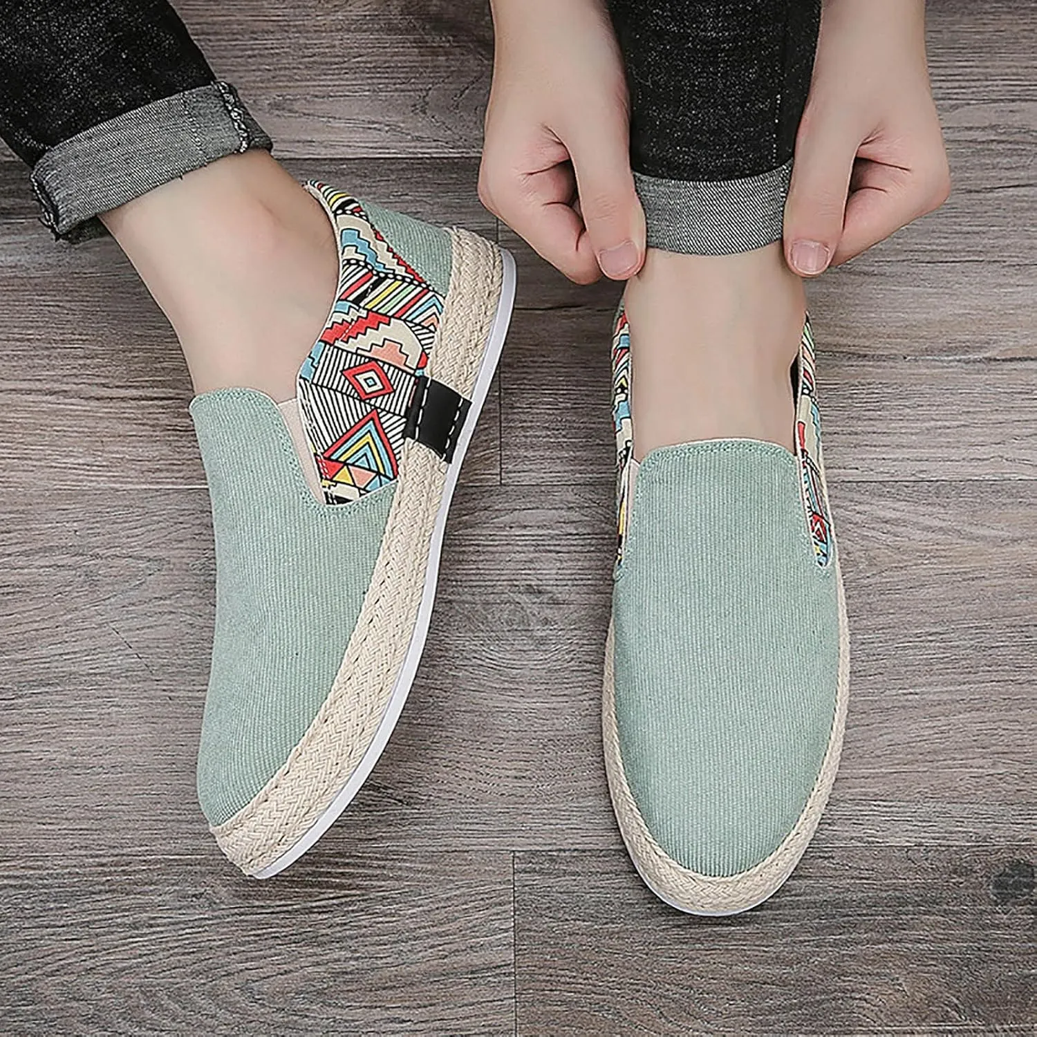 Lightweight Shoes Men's Casual Low Boots Canvas Slip On Shoes in Spring and Summer