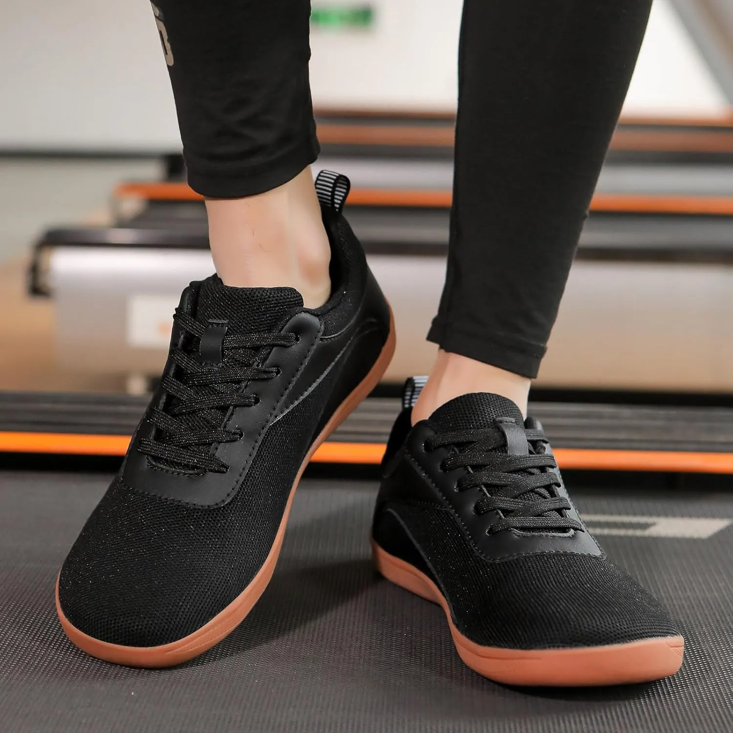 Men's Breathable Barefoot Shoes Comfortable Breathable Lightweight Tennis Shoe Men's Comfortable Diabetic Shoes