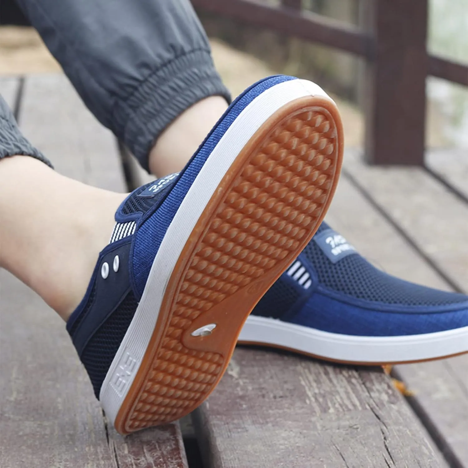 Men's Breathable Barefoot Shoes Comfortable Breathable Slip On Sneaker Comfortable & Light-Weight Stretch Shoes
