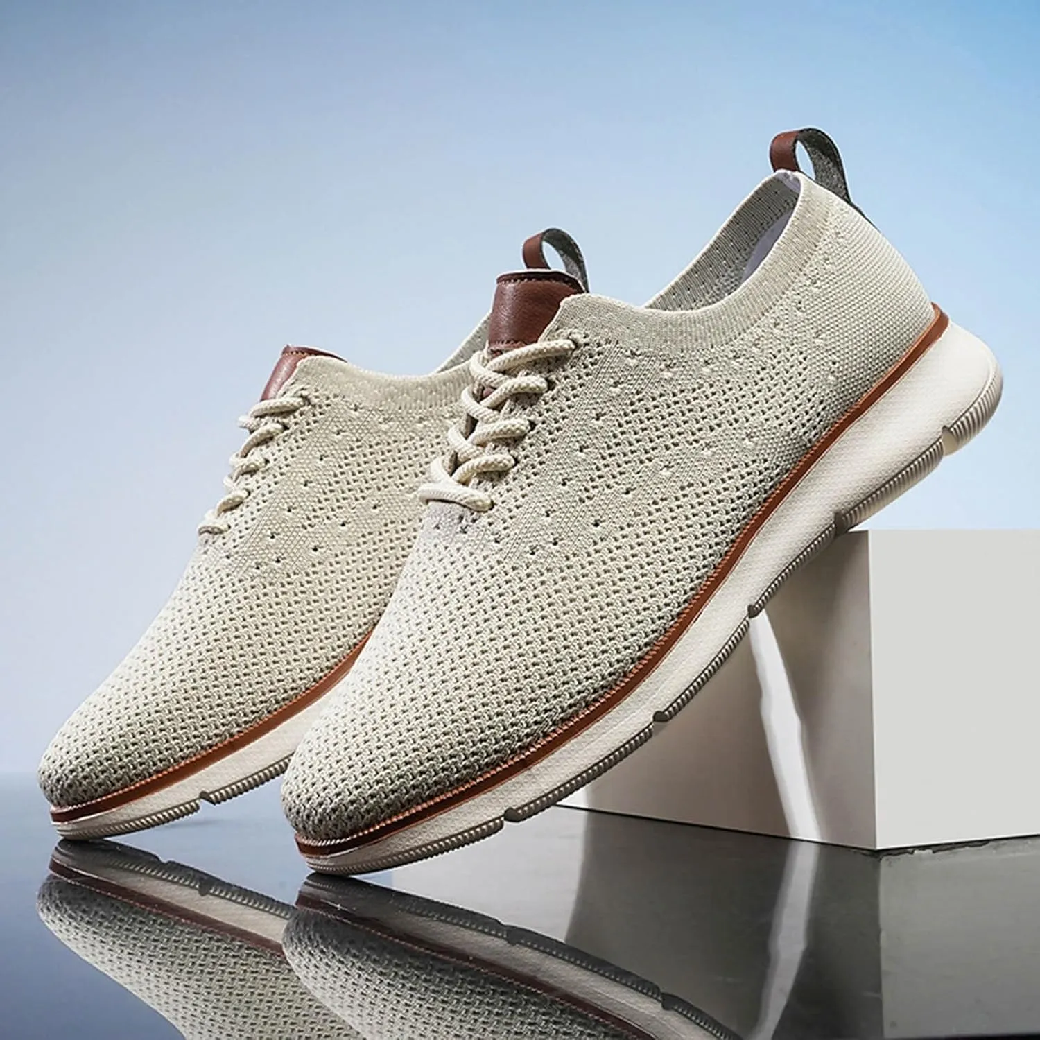 Men's Breathable Mesh Running Shoes Casual Sneaker Mesh Breathable Walking Shoe Men's Comfortable Barefoot Shoes
