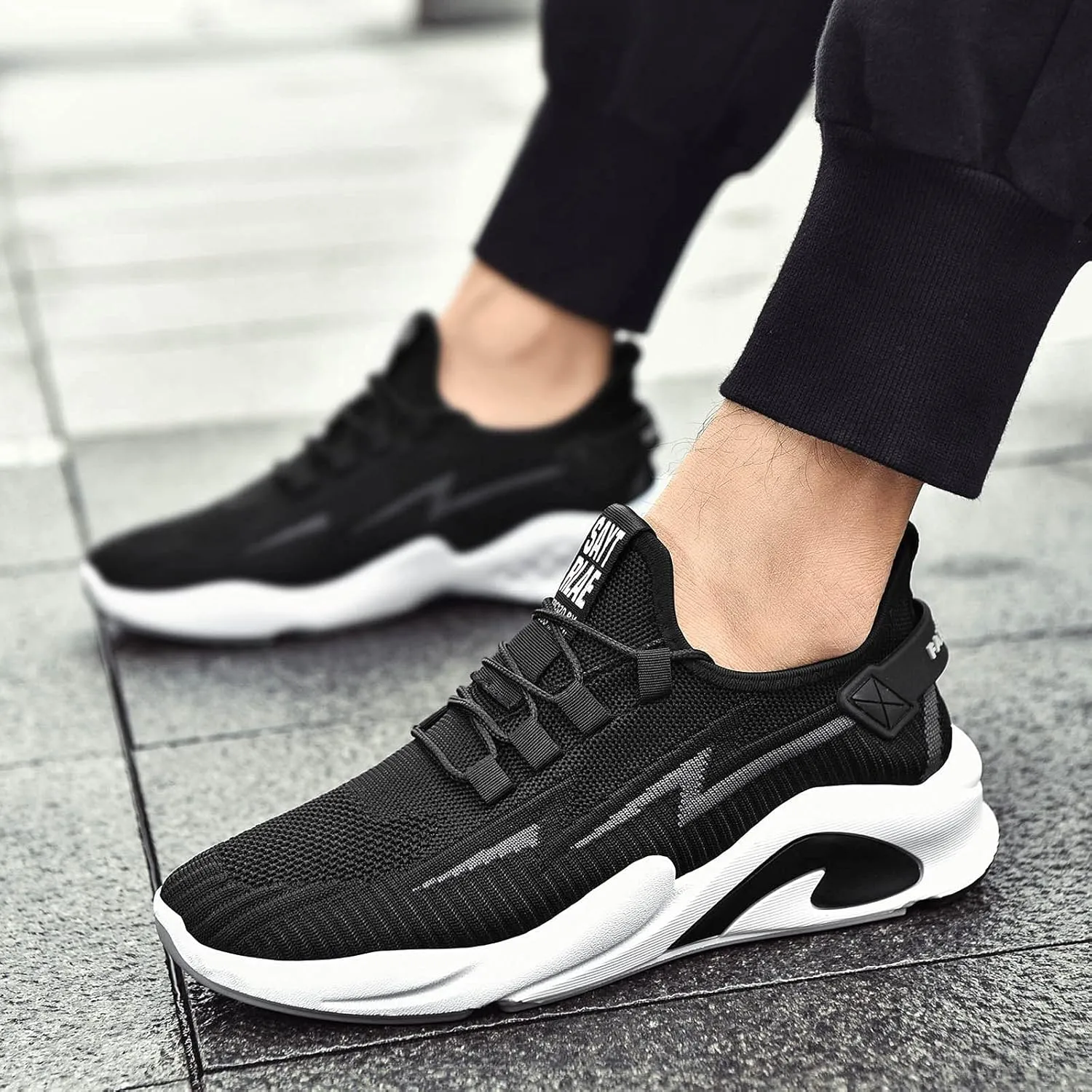 Men's Breathable Stretch Workout Shoes Comfortable Breathable Lace Up Sneaker Men's Sport Breathable Mesh Shoes