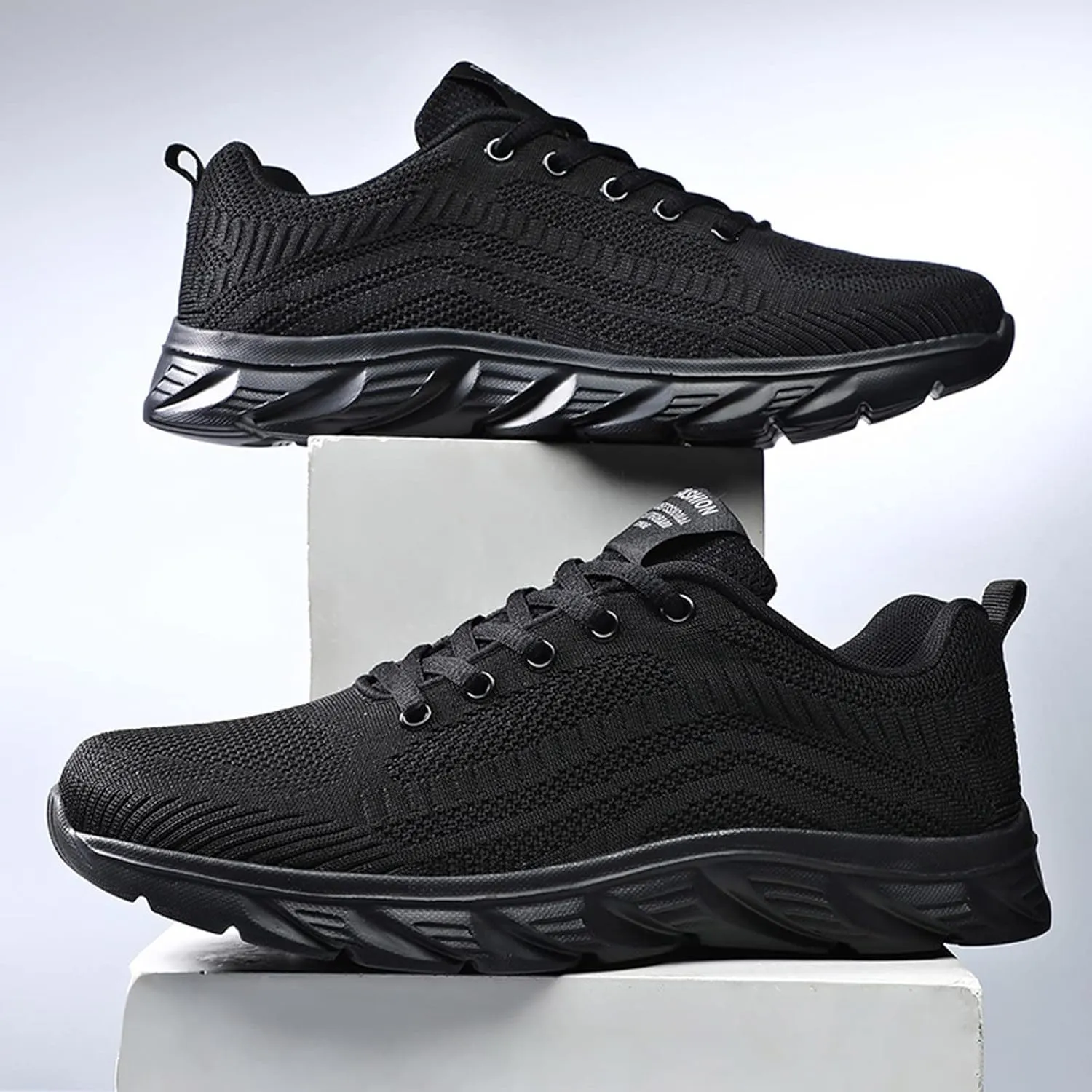 Men's Classic Casual Jogging Sneakers Comfortable Breathable Lace Up Sneaker Men's Stylish Lightweight Sneakers