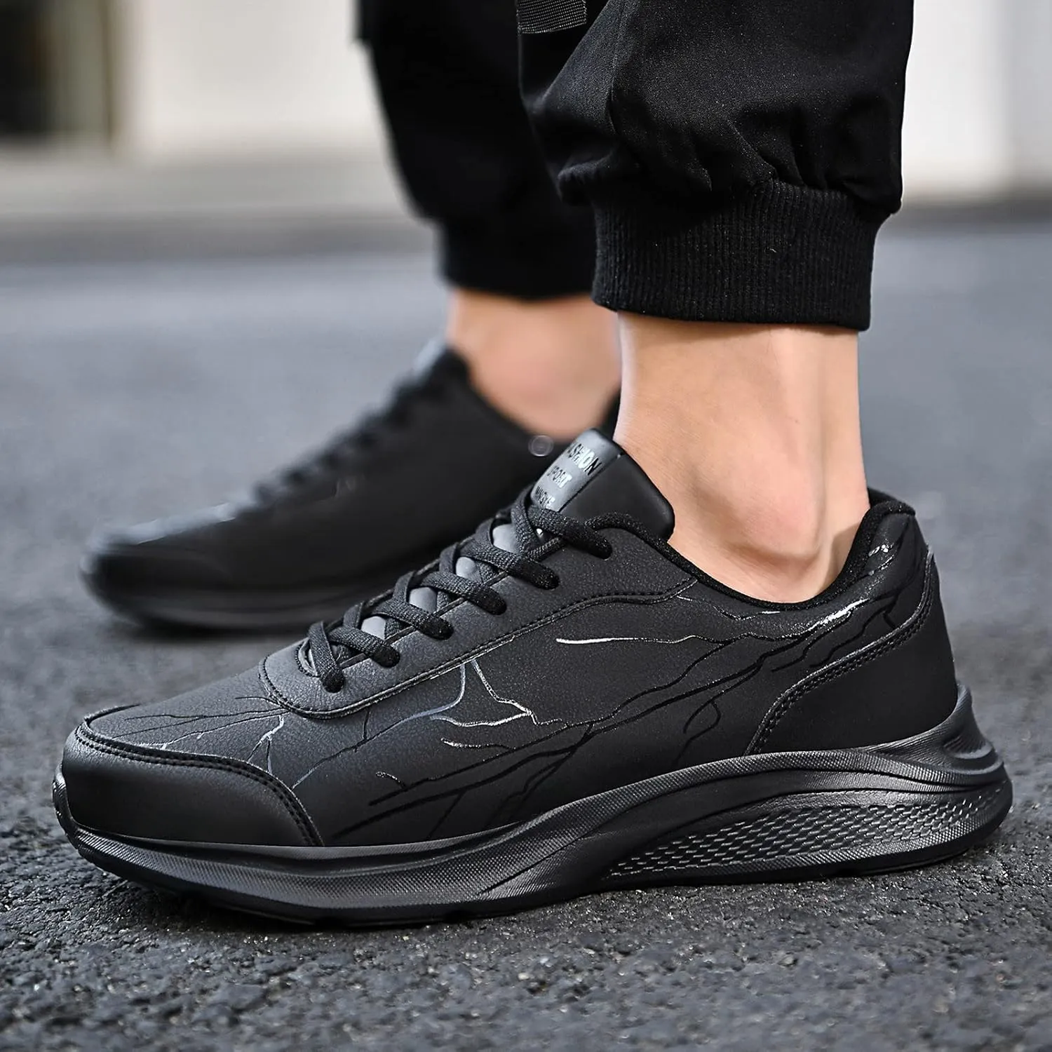 Men's Fashion Sneakers Low Top Leather Casual Lightweight Sports Men Shoes Walking Shoes