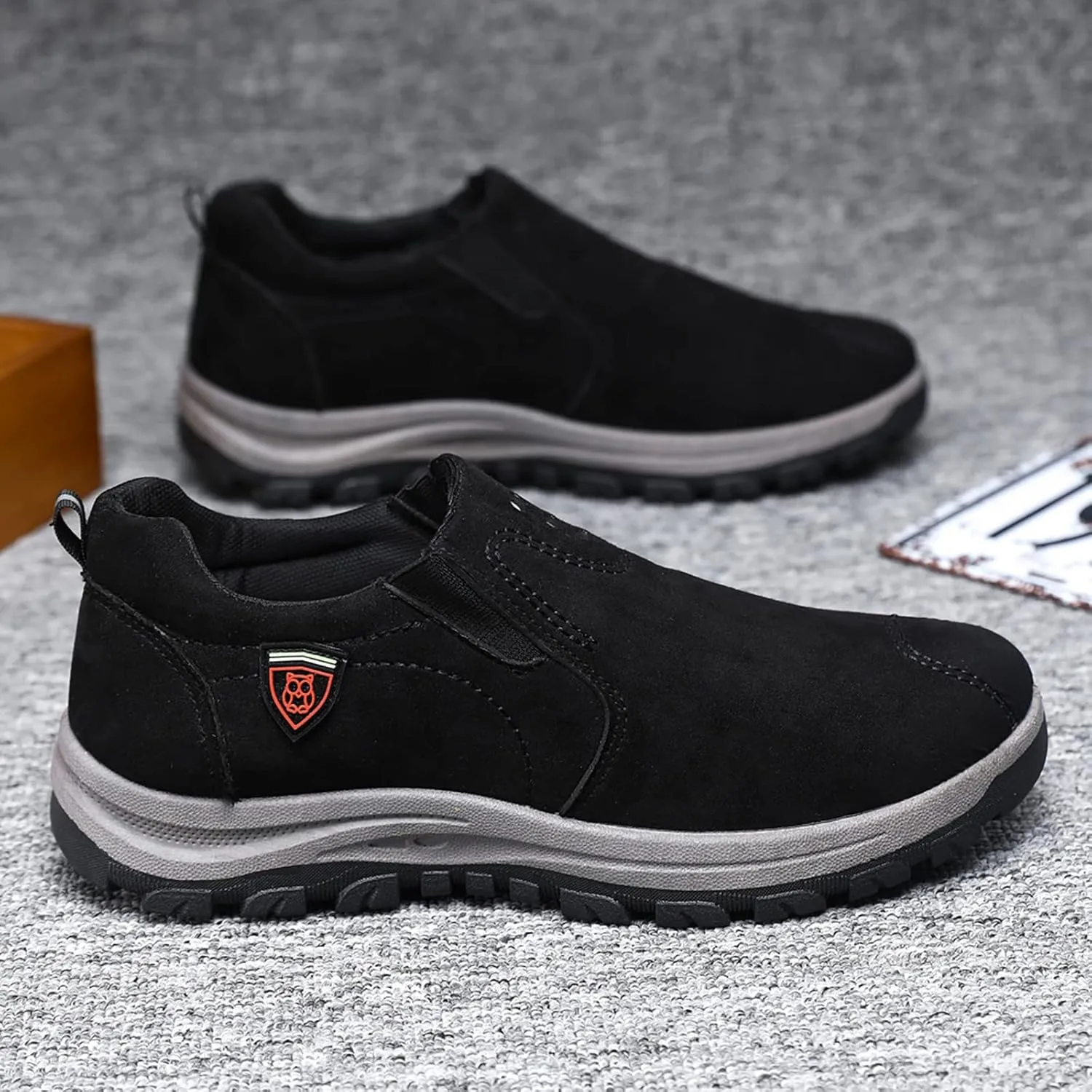 Men’s Hiking Shoes Breathable Lightweight Walking Shoes Slip on Workout Shoes for Trekking Camping Walking Fishing
