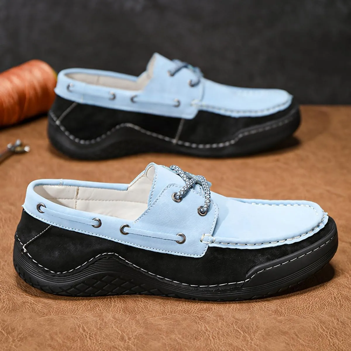 Men's Leather Loafers & Slip-On Lace Up Retro Round Toe Leather Comfortable Driving Shoes Fashionable Non-Slip Walking Shoes