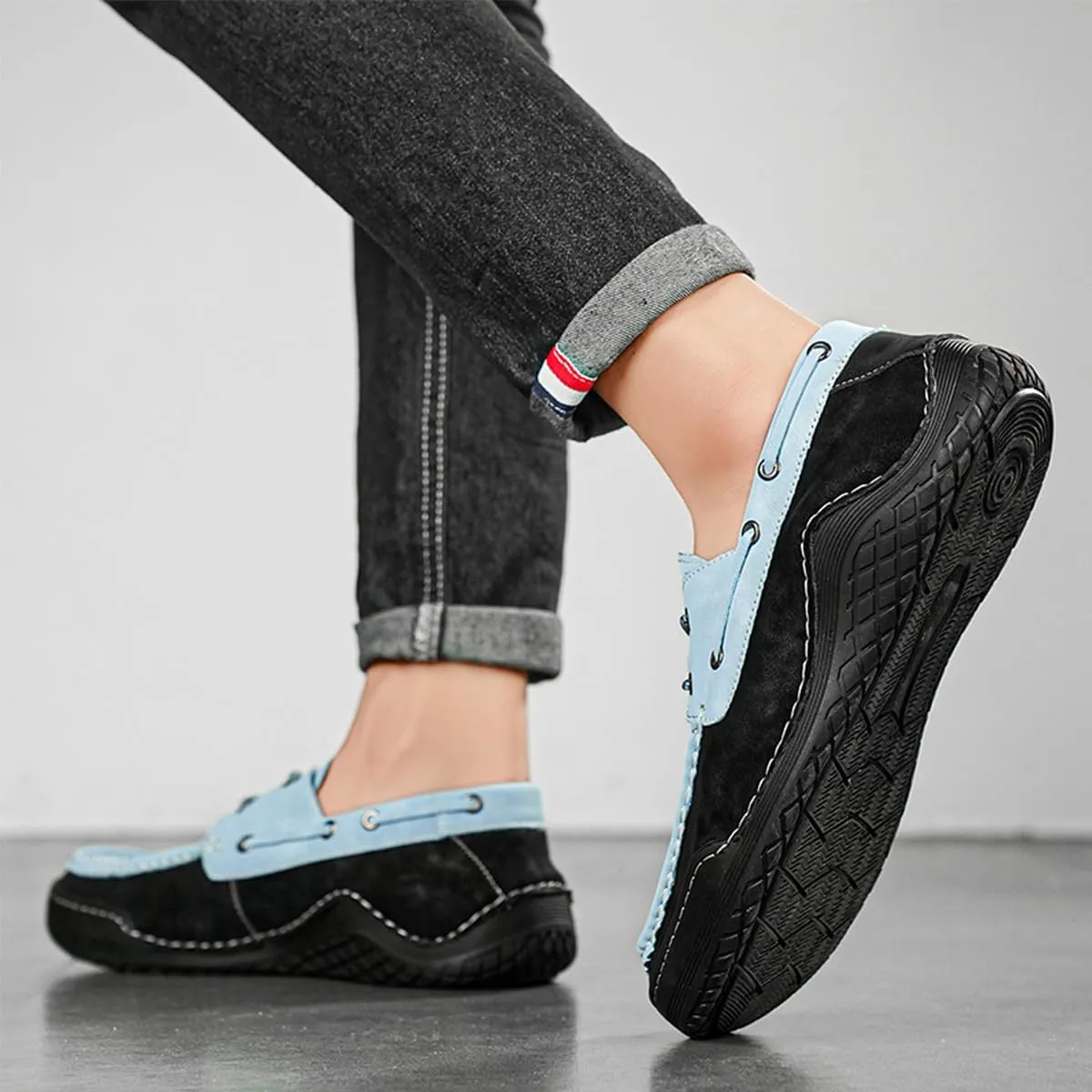 Men's Leather Loafers & Slip-On Lace Up Retro Round Toe Leather Comfortable Driving Shoes Fashionable Non-Slip Walking Shoes
