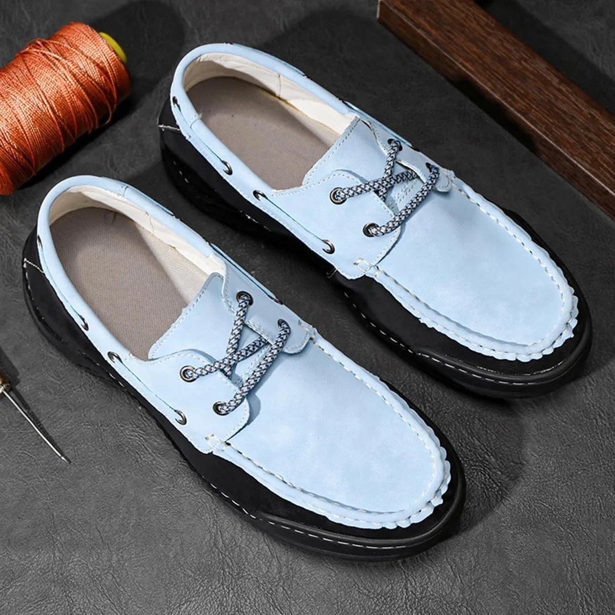 Men's Leather Loafers & Slip-On Lace Up Retro Round Toe Leather Comfortable Driving Shoes Fashionable Non-Slip Walking Shoes