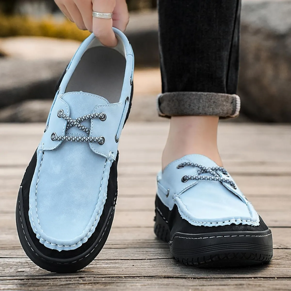 Men's Leather Loafers & Slip-On Lace Up Retro Round Toe Leather Comfortable Driving Shoes Fashionable Non-Slip Walking Shoes