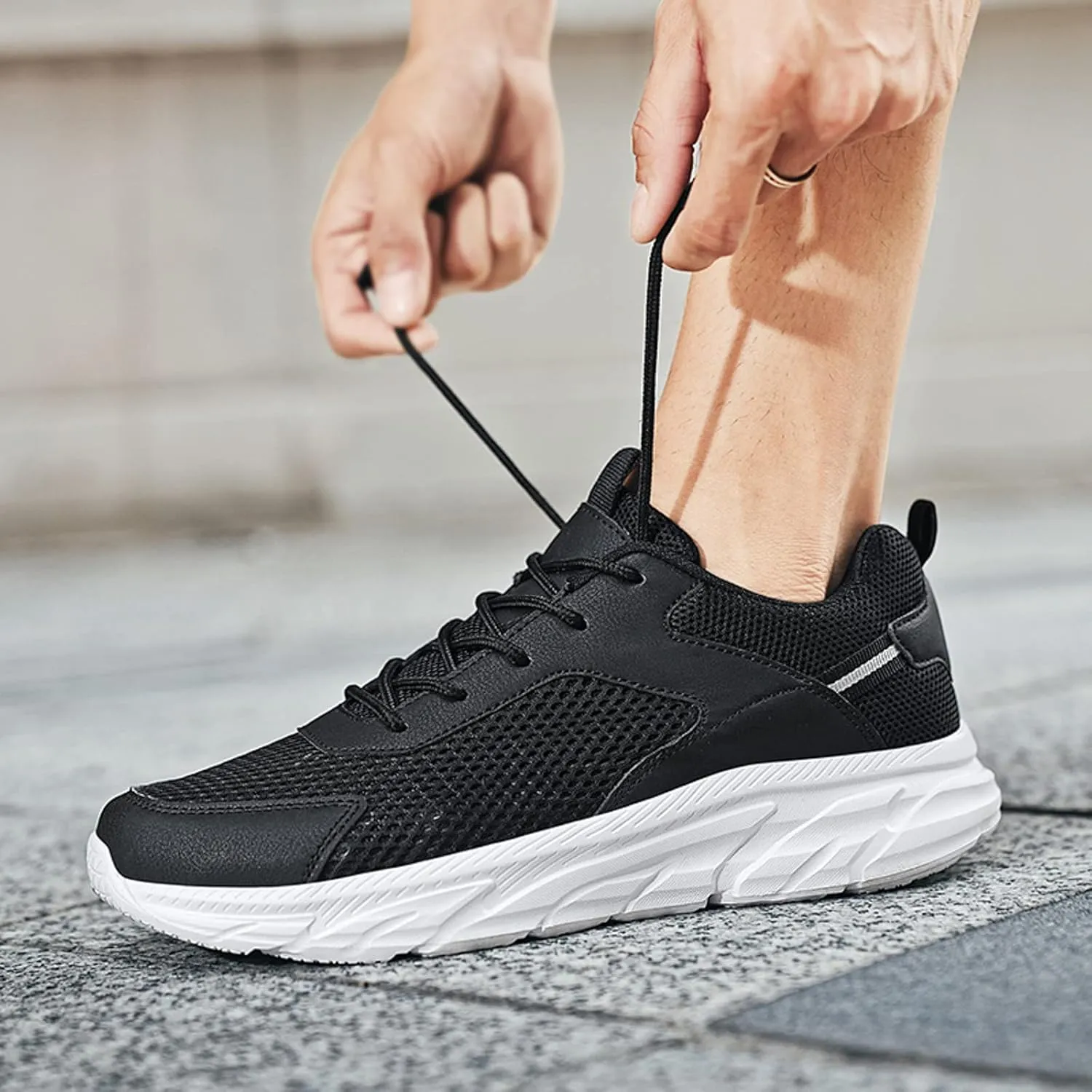 Men's Lightweight Non Slip Barefoot Shoes Comfortable Lightweight Casual Walking Shoe Non Slip Barefoot Sneaker
