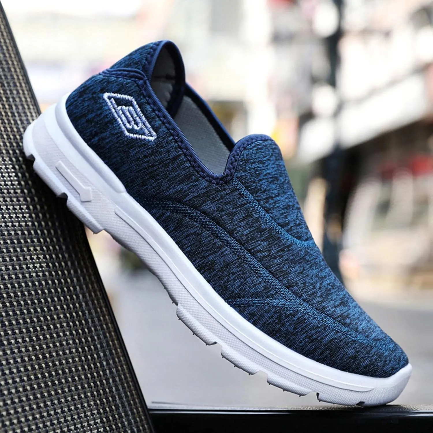 Men's Orthopedic Comfortable Slip-On Shoes Comfortable Lightweight Casual Walking Shoe Supportive Walking Shoes