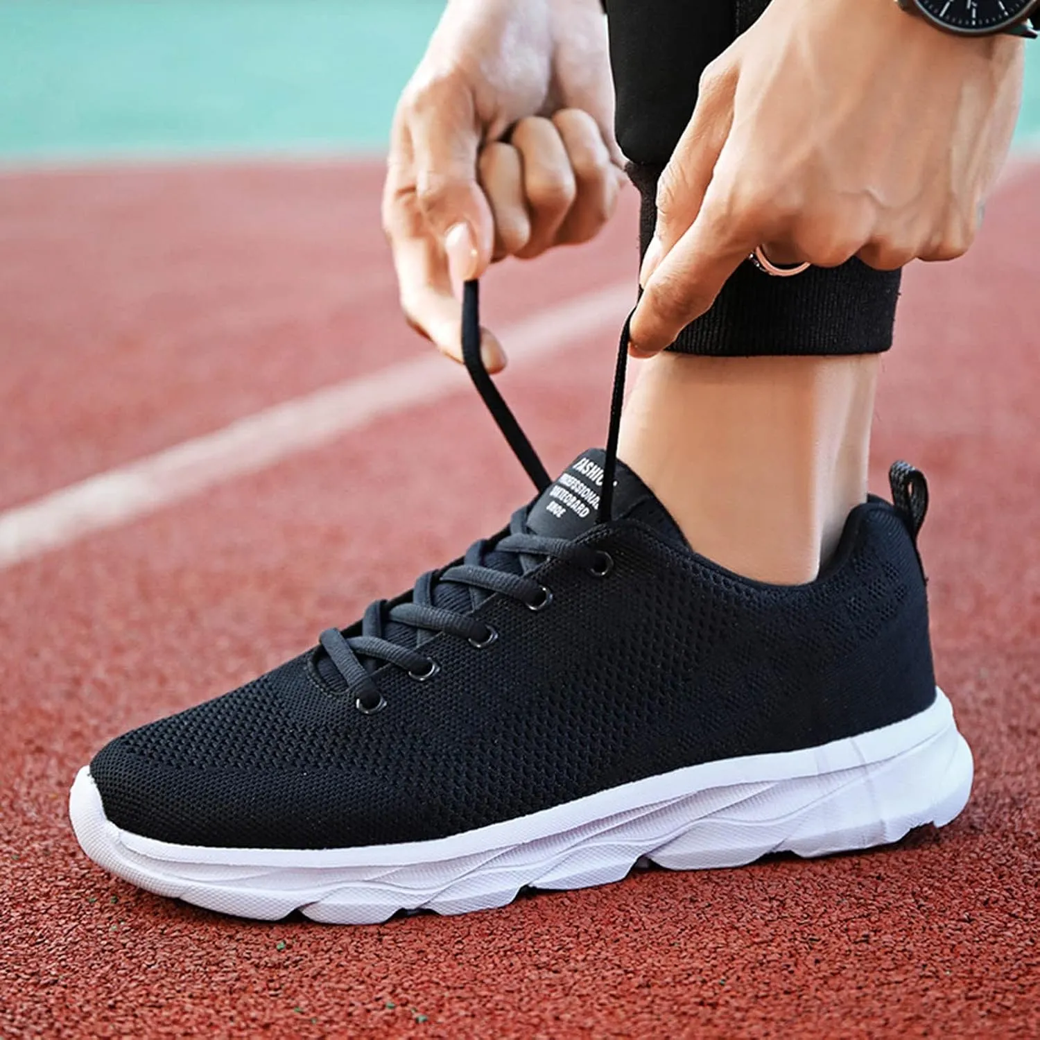 Men's Outdoor Walking Shoes Comfortable Breathable Work Shoes Soft Sole Non Slip Lightweight Running Sneakers