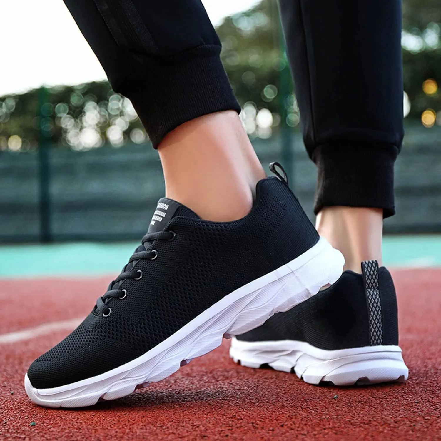 Men's Outdoor Walking Shoes Comfortable Breathable Work Shoes Soft Sole Non Slip Lightweight Running Sneakers