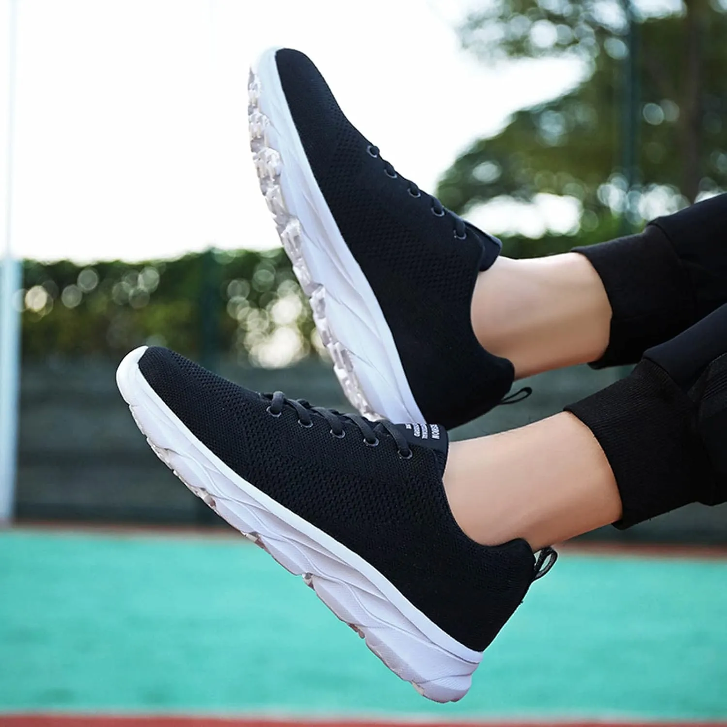 Men's Outdoor Walking Shoes Comfortable Breathable Work Shoes Soft Sole Non Slip Lightweight Running Sneakers