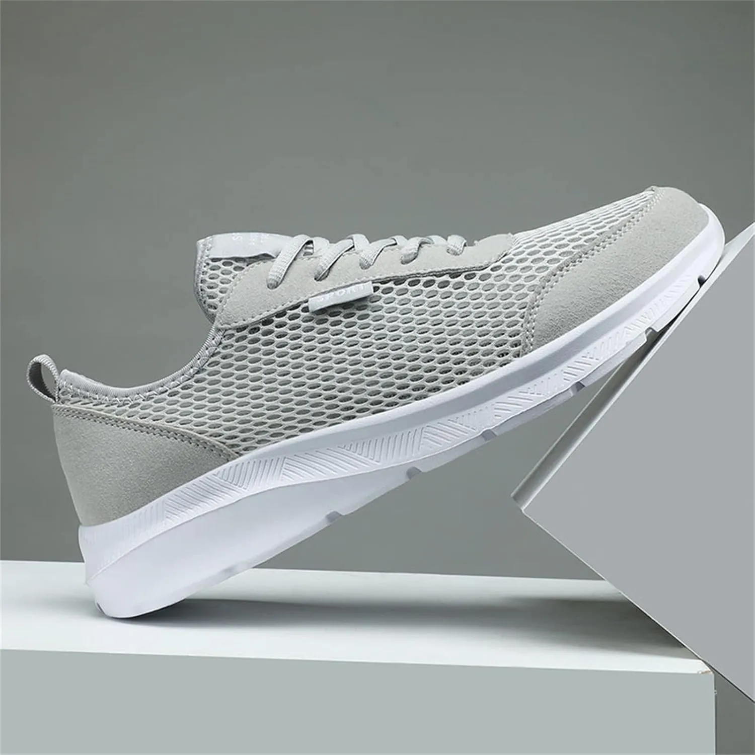 Men's Running Shoes Comfortable Sneakers Casual Lightweight Breathable Lace Up Mesh Walking Sports Shoes