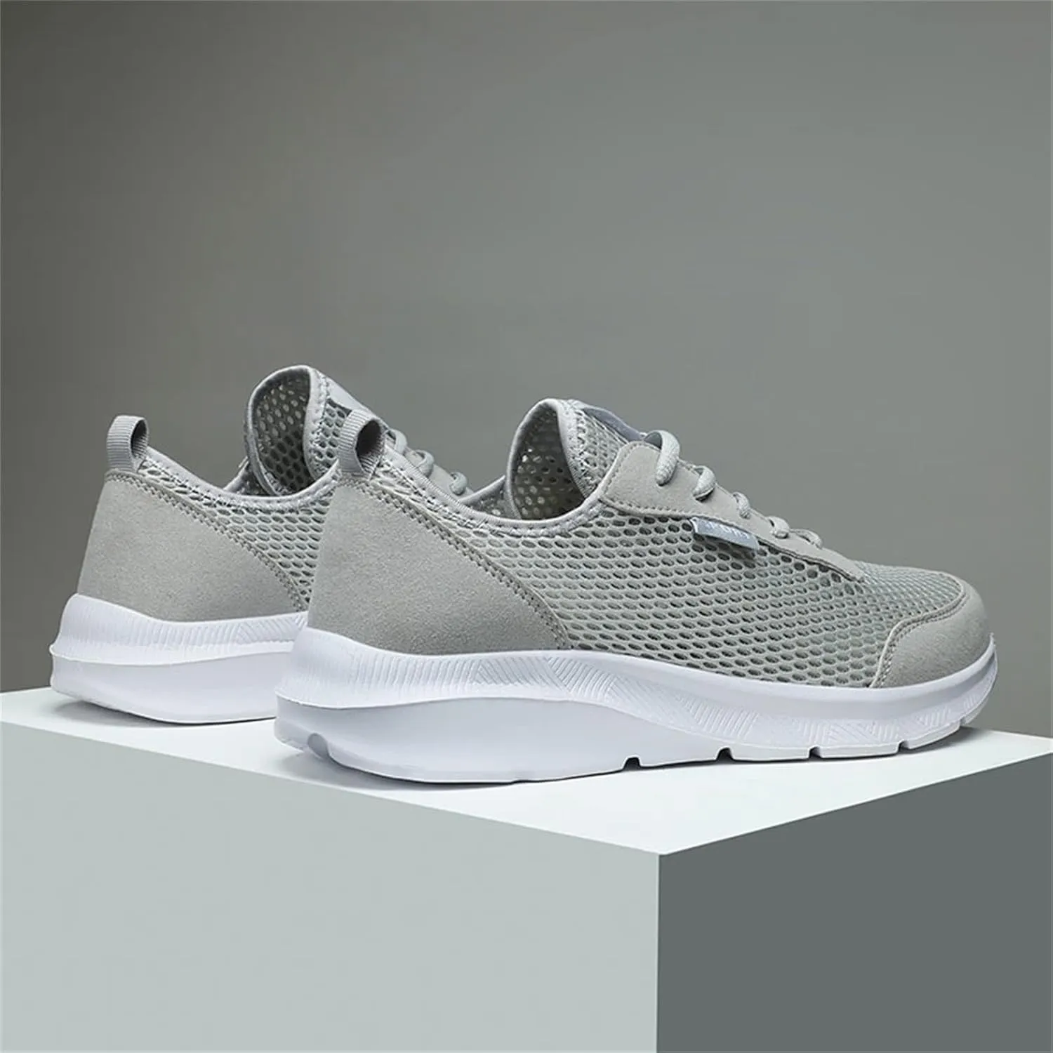 Men's Running Shoes Comfortable Sneakers Casual Lightweight Breathable Lace Up Mesh Walking Sports Shoes