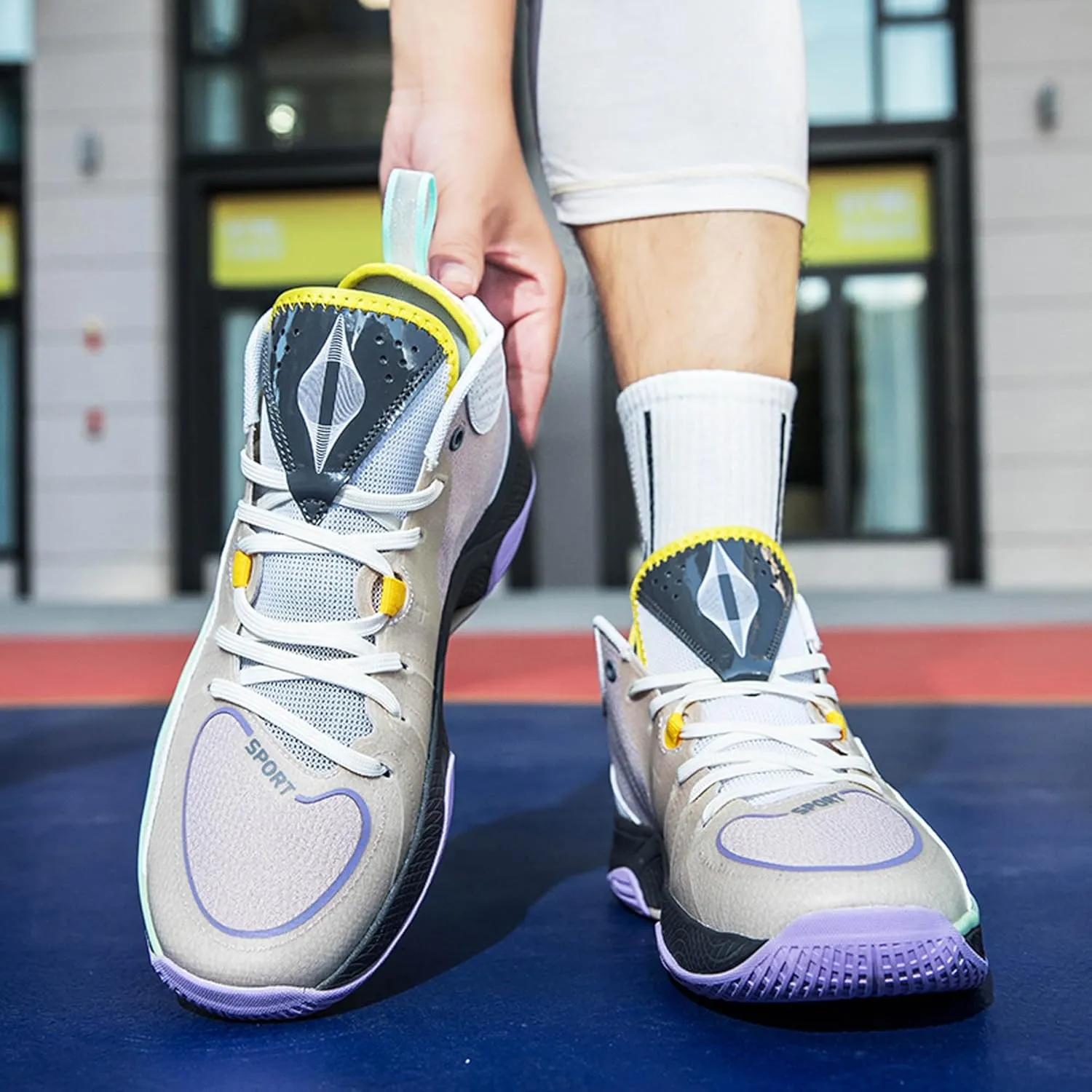 Men's Women's Fashionable Fluorescent Lightweight Casual Basketball Shoes Skateboarding Shoes