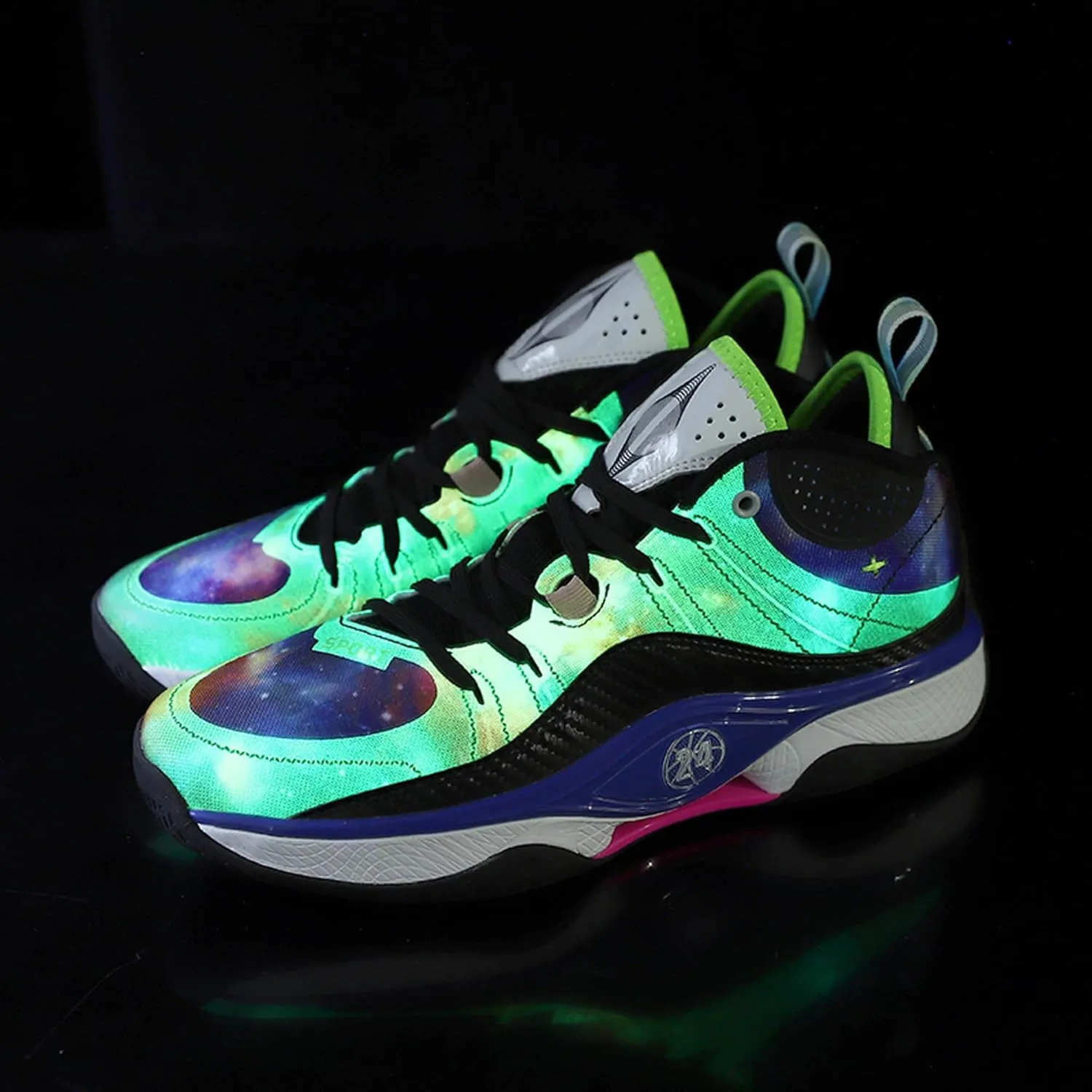 Men's Women's Fashionable Fluorescent Lightweight Casual Basketball Shoes Skateboarding Shoes