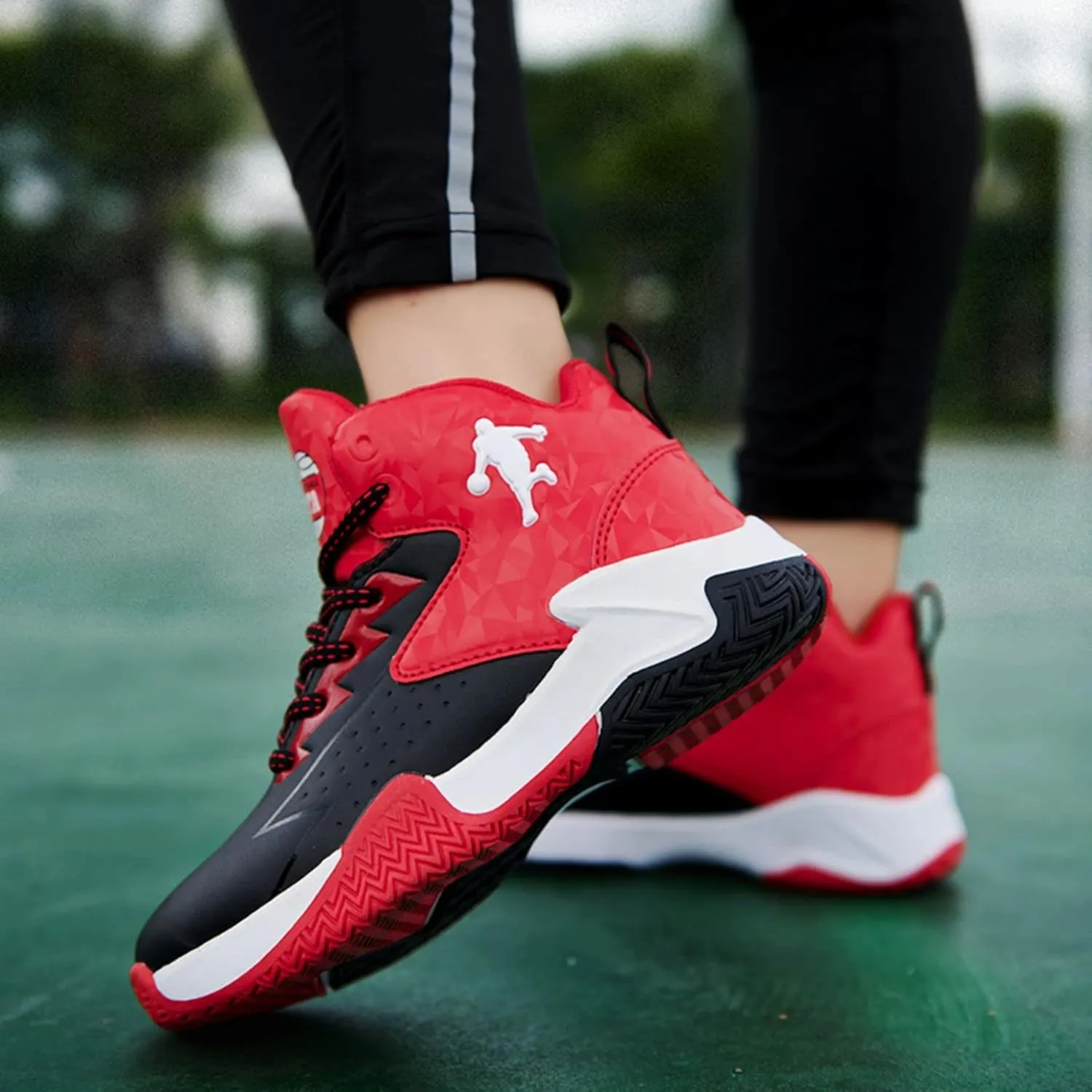 New Anti Slip and wear-Resistant Children's Basketball Shoes