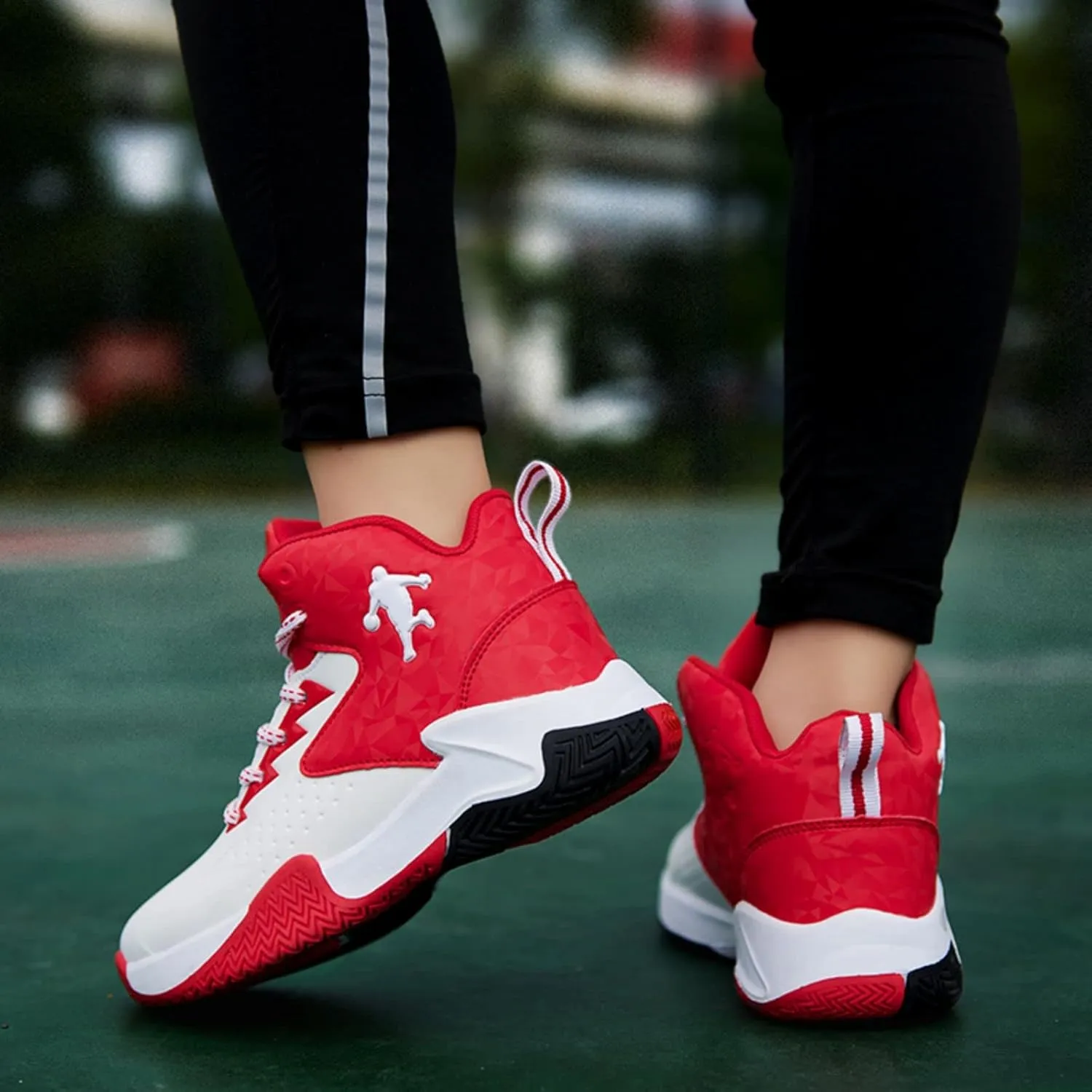 New Anti Slip and wear-Resistant Children's Basketball Shoes