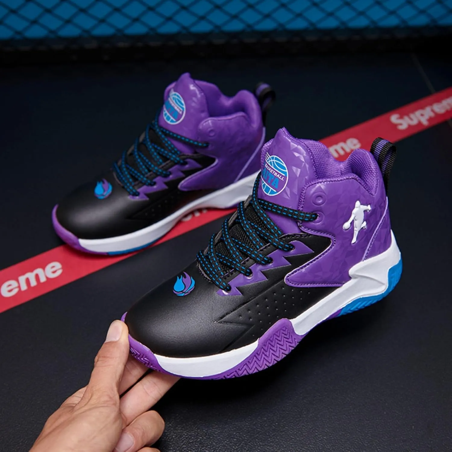 New Anti Slip and wear-Resistant Children's Basketball Shoes