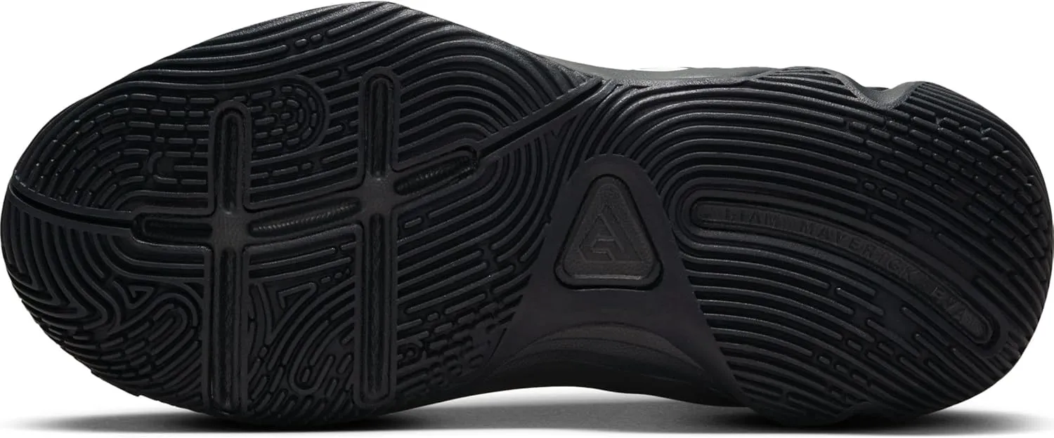 Nike Giannis Immortality 4 Big Kids' Basketball Shoes (FZ6734-001, Black/White/Dark Smoke Grey)