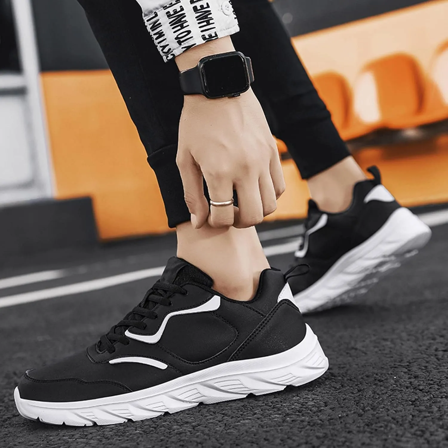 Outdoor Jogging Sneakers for Men Comfortable Lightweight Casual Walking Shoe Men's Stylish Lightweight Sneakers
