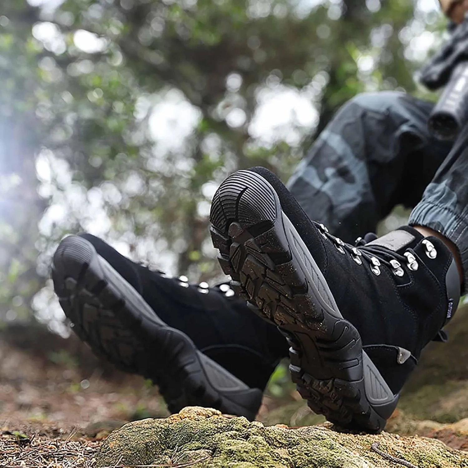 Outdoor Military Tactical Boots, Men's Waterproof Hiking Boots with Sports Socks Lightweight Work Boots Durable Combat Boots Men's Tactical Army Boots