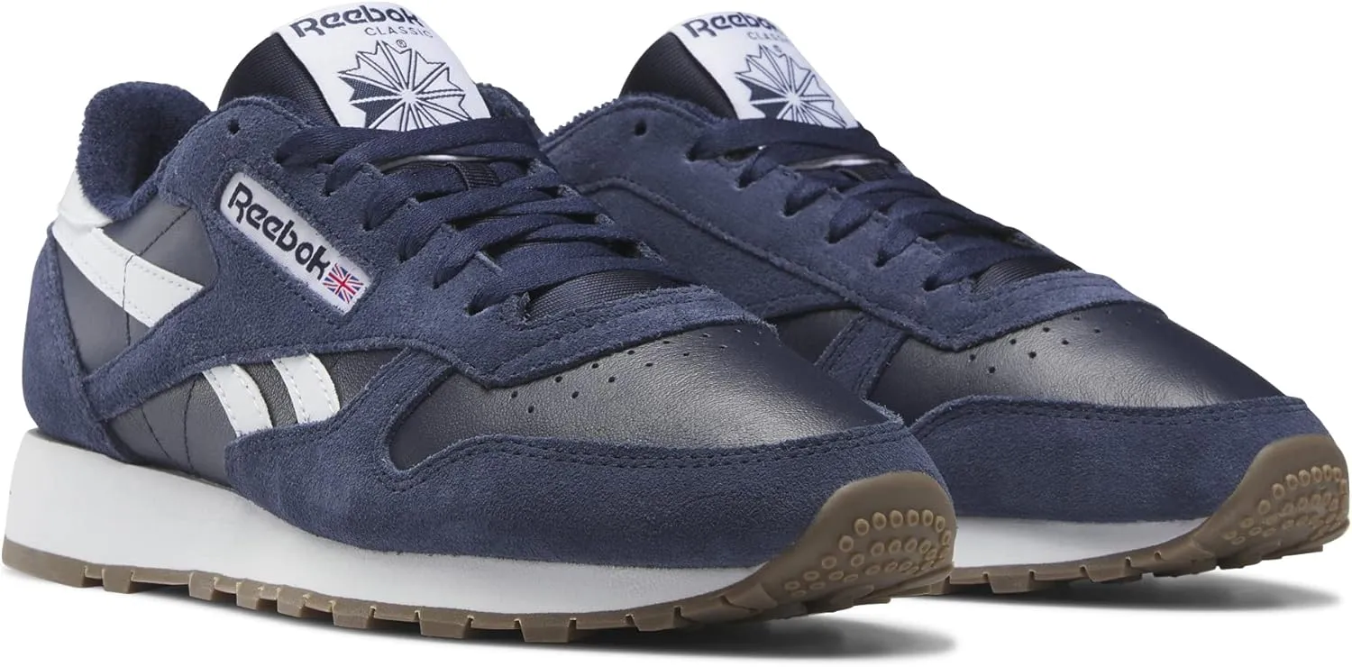 Reebok Unisex-Adult Classic Leather Sneaker