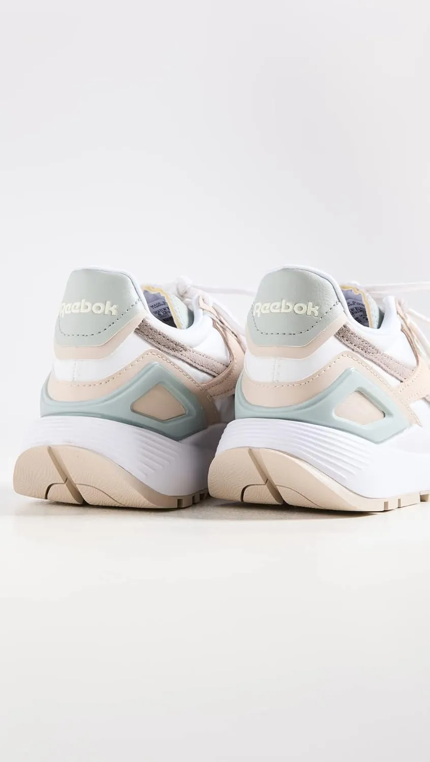 Reebok Women's Classic Leather Legacy Az Cross Trainer