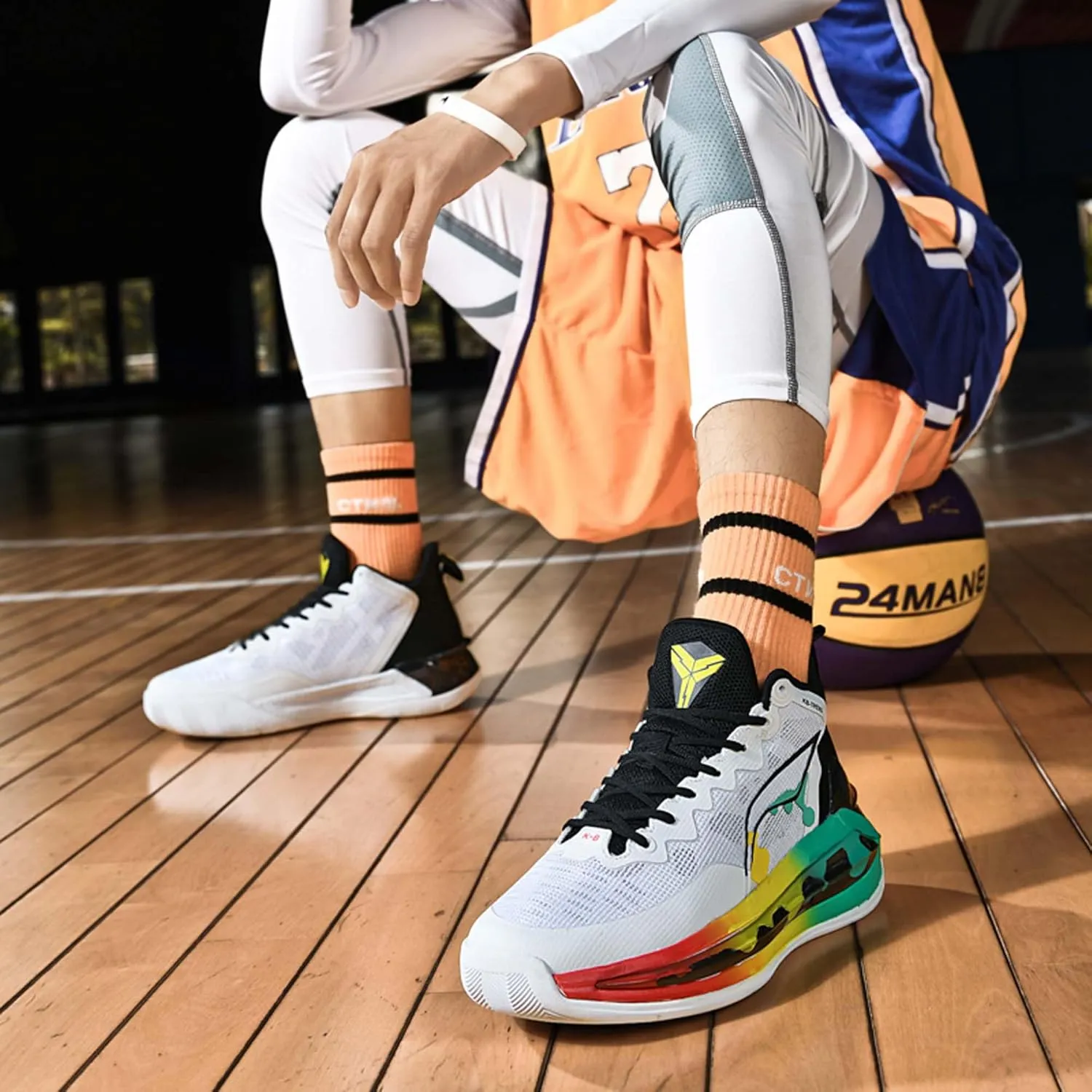 Unisex Basketball Shoes Fashion High Top Sneakers Indoor or Outdoor Training Match Shoes Outdoor Casual Sports Walking Shoes