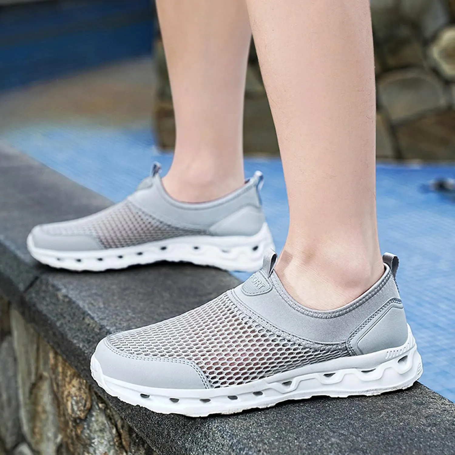 Versatile & Casual Sneaker Couple Sports Shoes Spring and Summer New Pattern Fashion Simple Mesh Breathable Comfortable