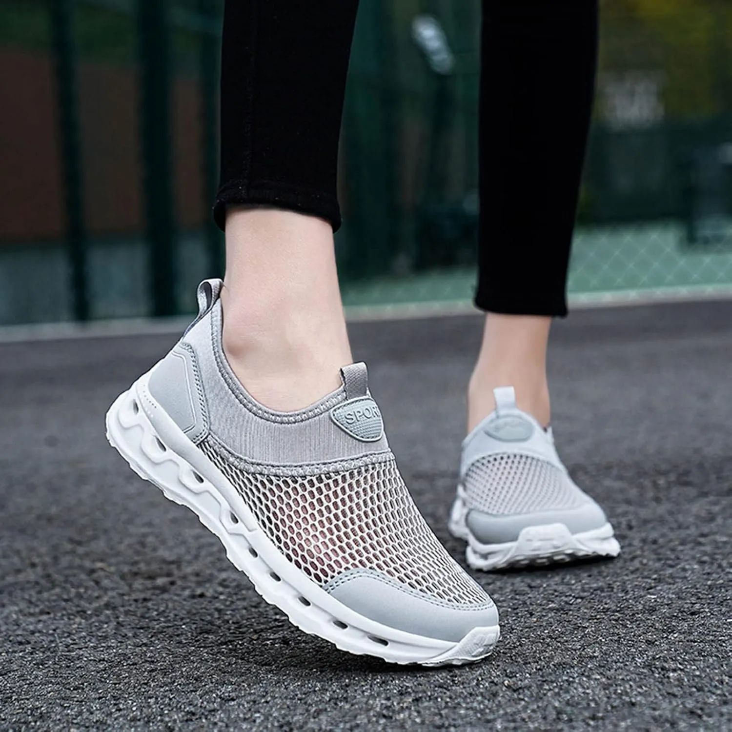 Versatile & Casual Sneaker Couple Sports Shoes Spring and Summer New Pattern Fashion Simple Mesh Breathable Comfortable