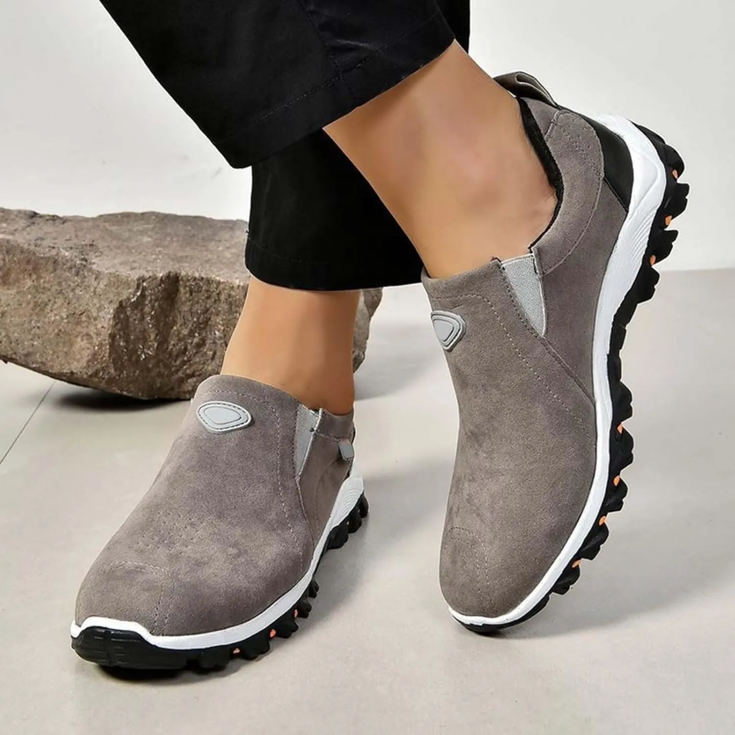 Women Loafers Sport Shoes Running Shoes Breathable Fashion for Student and Teenagers Ladies Slip On