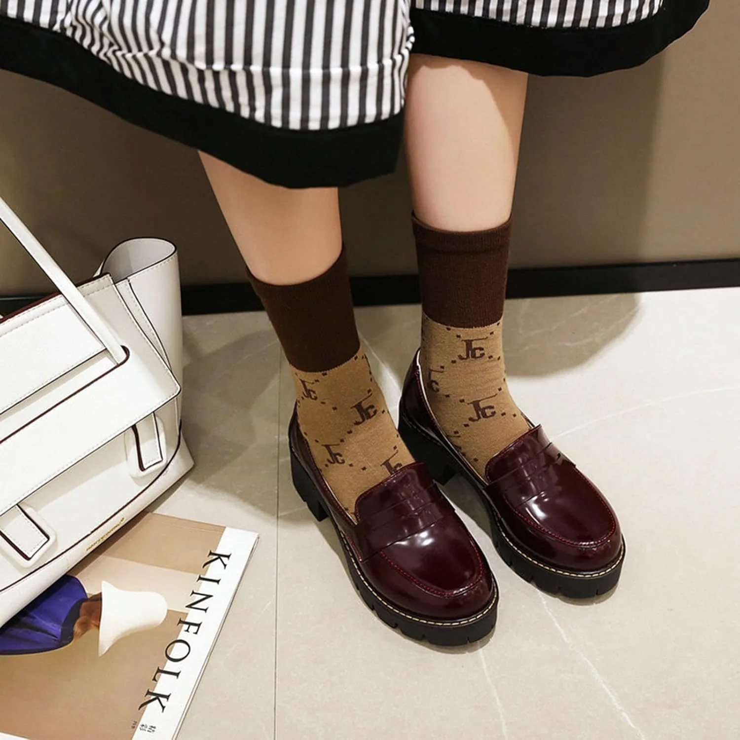 Women's Fashion, Comfortable, Anti Slip Platform British Leather Shoes Classic Lacquer Leather Casual Flat Bottomed Lefu Shoes