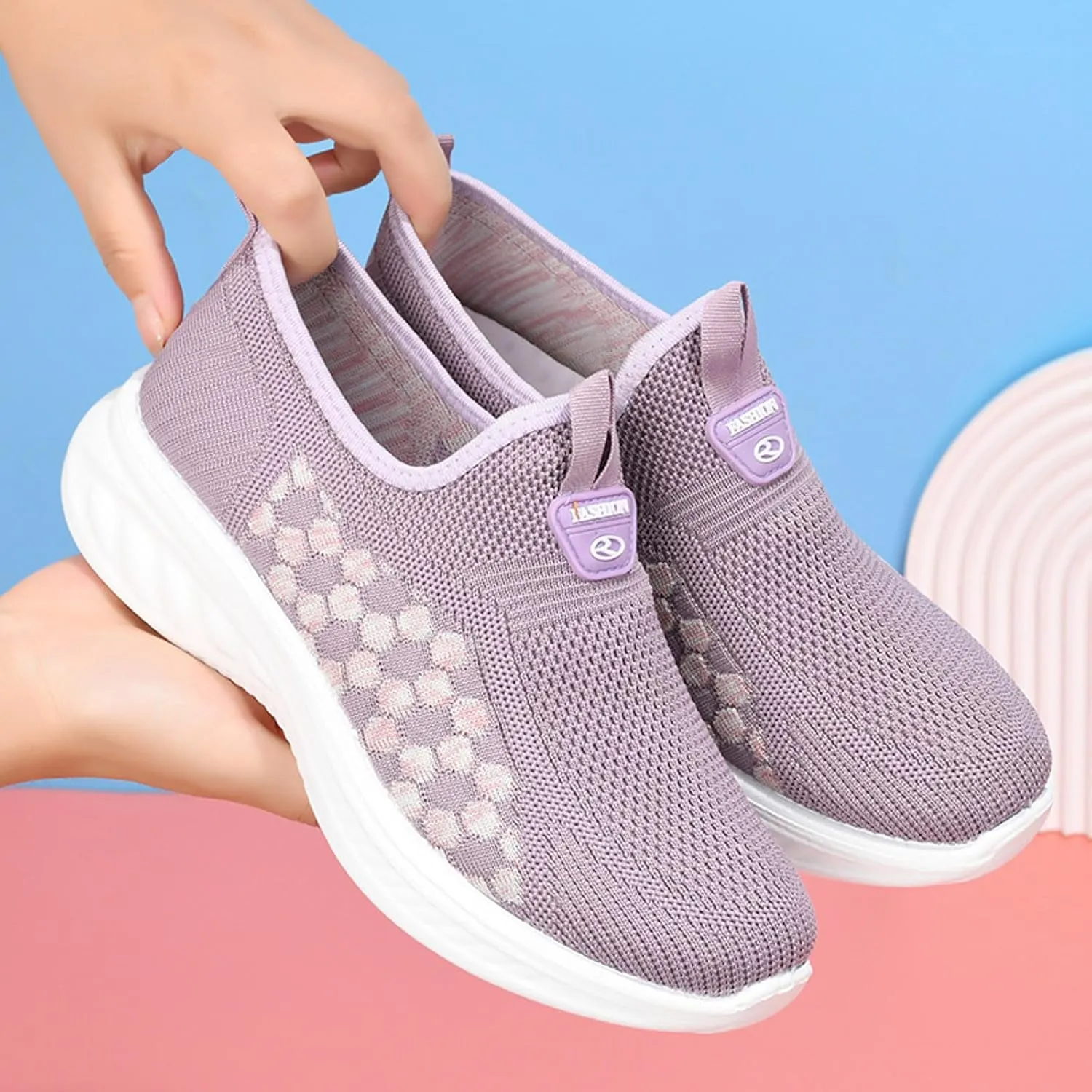 Women's Lightweight Walking Tennis Shoes Non Slip Gym Sneakers for Women Classic Athletic Skateboard Sneakers