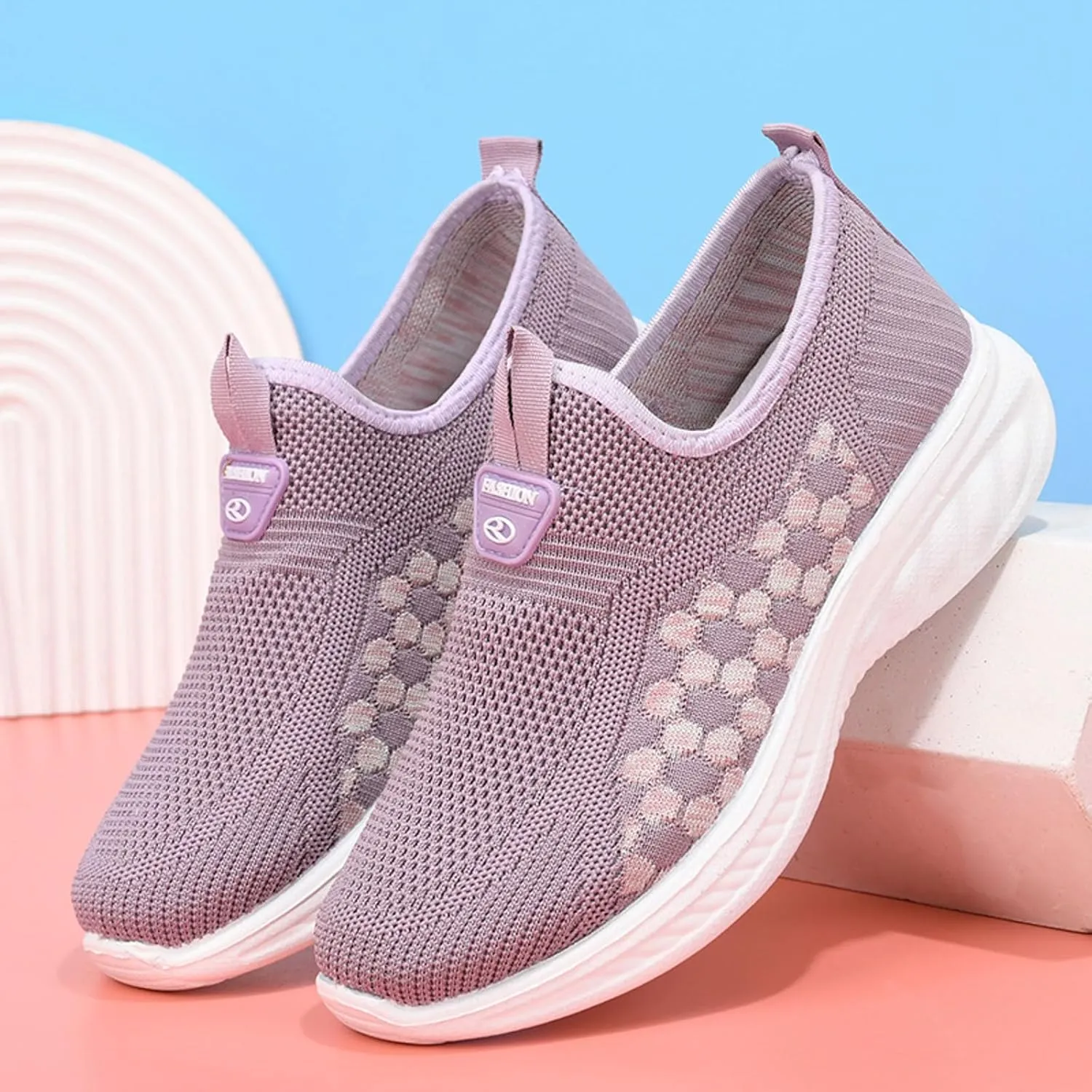 Women's Lightweight Walking Tennis Shoes Non Slip Gym Sneakers for Women Classic Athletic Skateboard Sneakers
