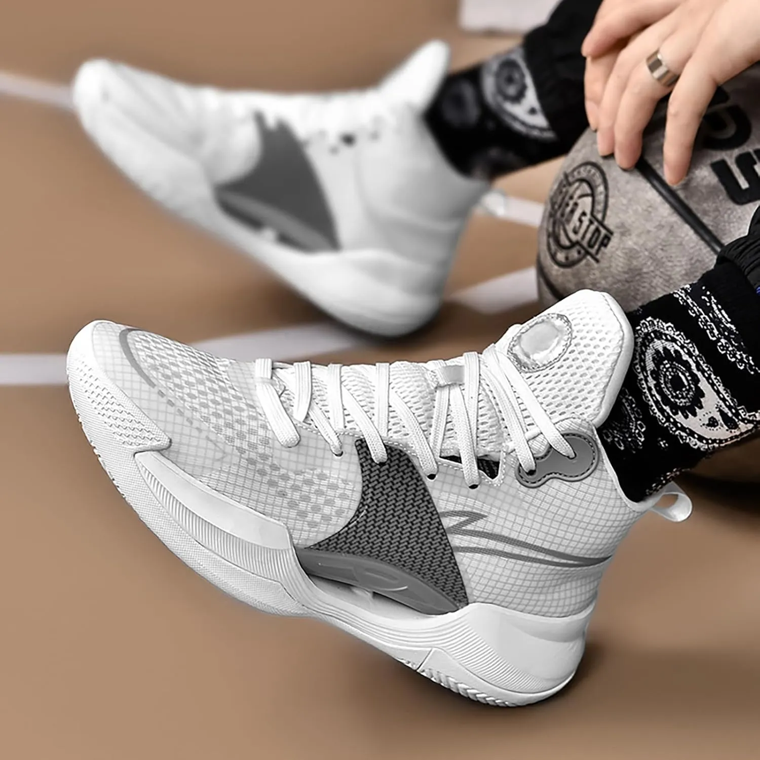 Womens Mens Basketball Shoes Fashion Athletic Sneakers Breathable Leightweight Non Slip High Top Outdoor Sport Shoe