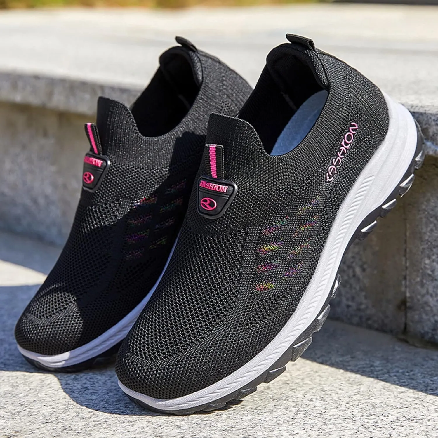 Womens Minimalist Zero Drop Shoes Fashion Low Top Sneakers with Platform Classic Athletic Skateboard Sneakers