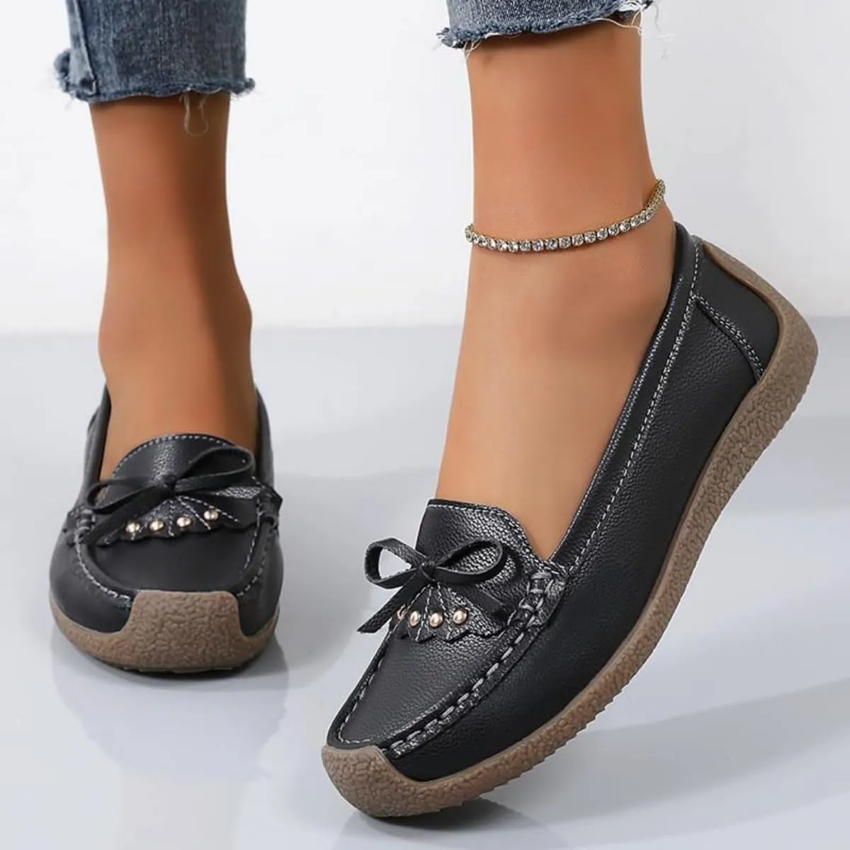 Women's Orthopedic Loafers in Breathable Leather, Wide Fit Leather Loafers Comfort Walking Moccasins Casual Slip-On Flat Shoes